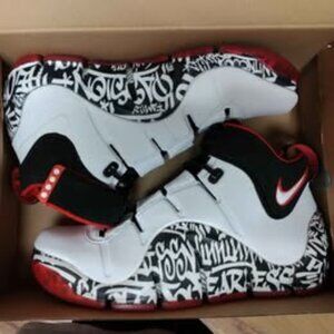 NEW Nike ZOOM LeBron lV 4